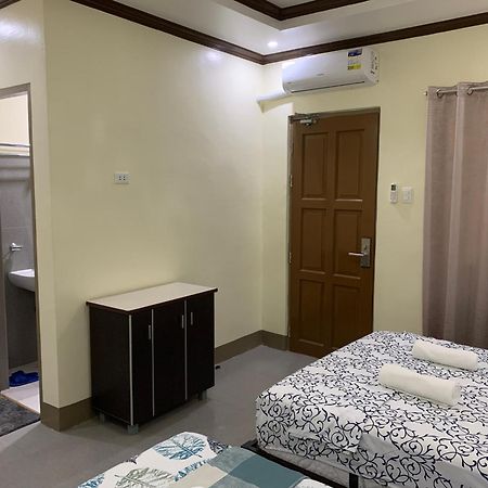 Zl Travelers Inn Batuan Kültér fotó