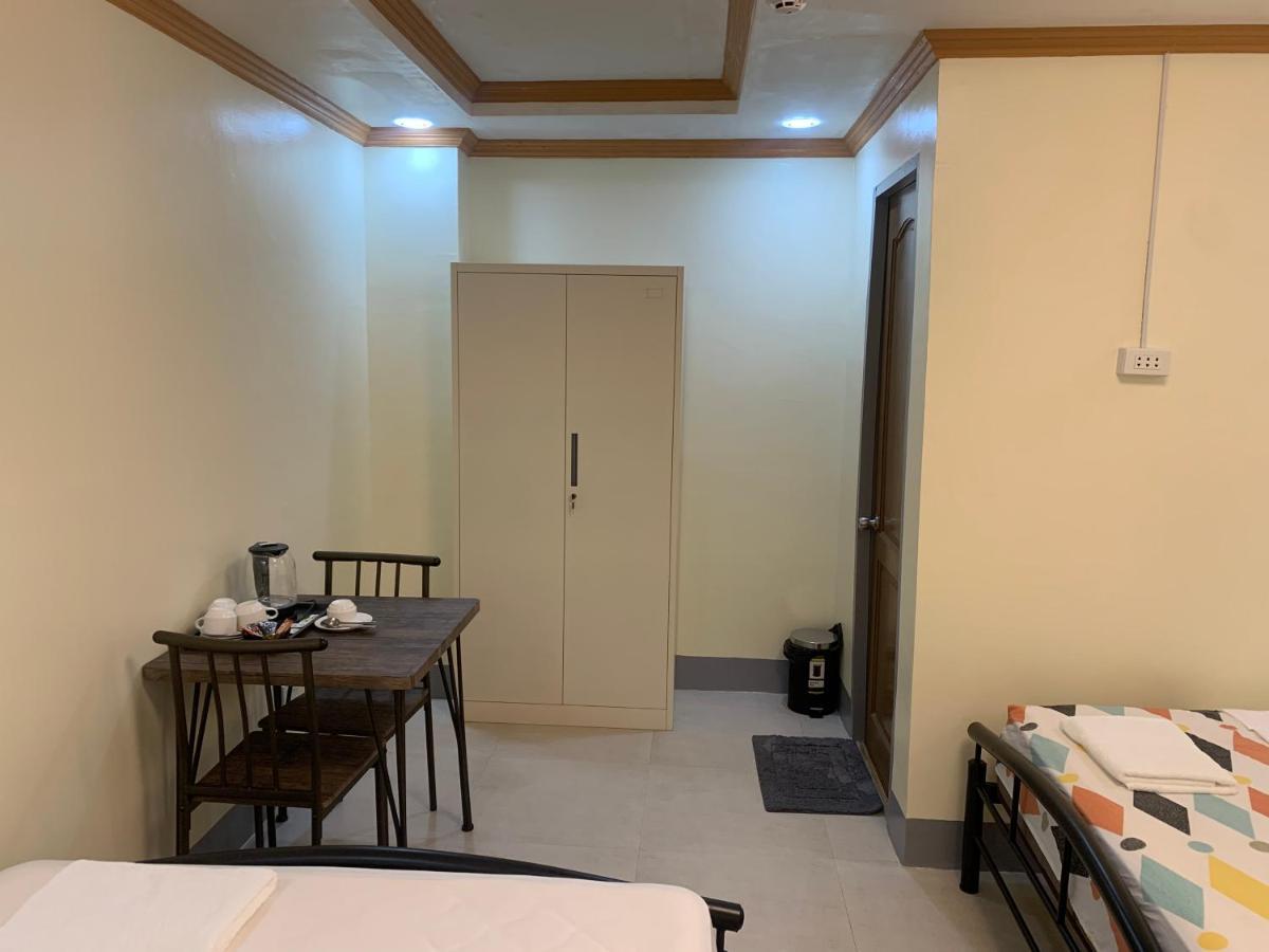 Zl Travelers Inn Batuan Kültér fotó