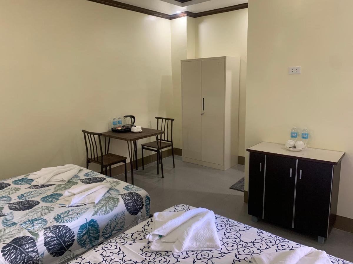 Zl Travelers Inn Batuan Kültér fotó