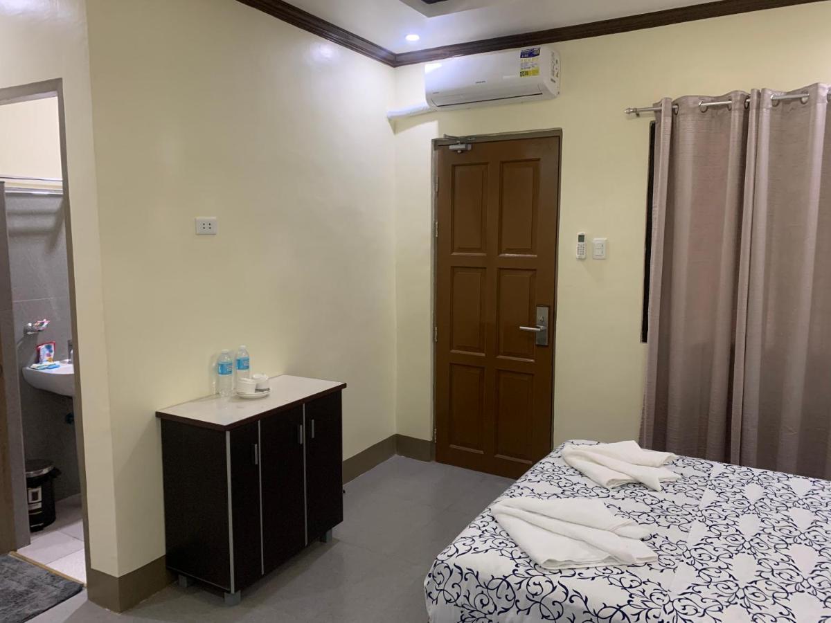 Zl Travelers Inn Batuan Kültér fotó