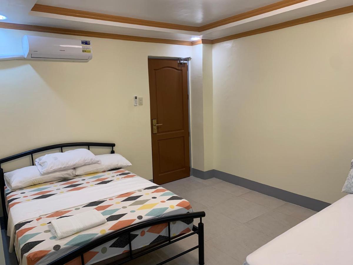 Zl Travelers Inn Batuan Kültér fotó