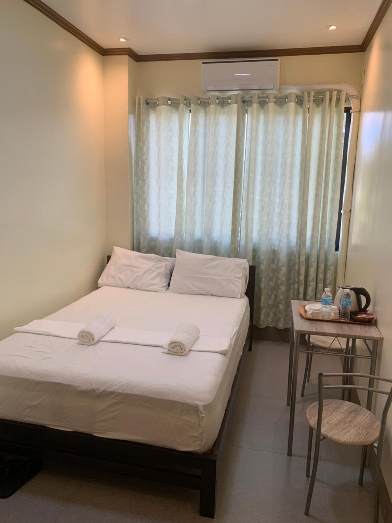 Zl Travelers Inn Batuan Kültér fotó