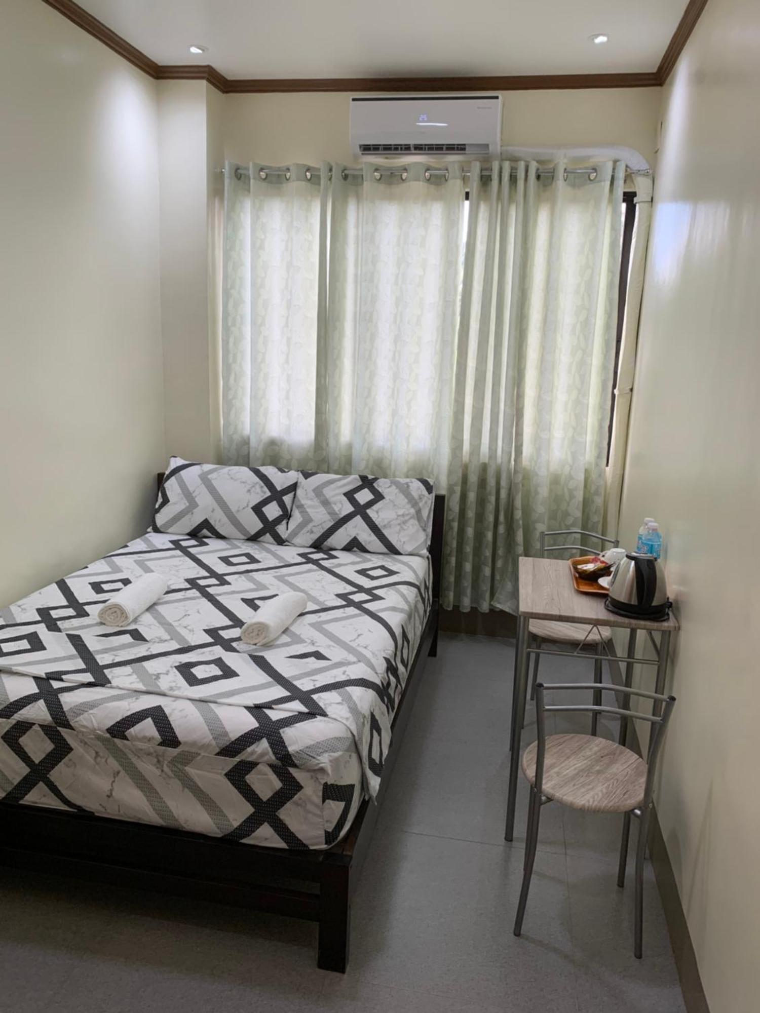 Zl Travelers Inn Batuan Kültér fotó