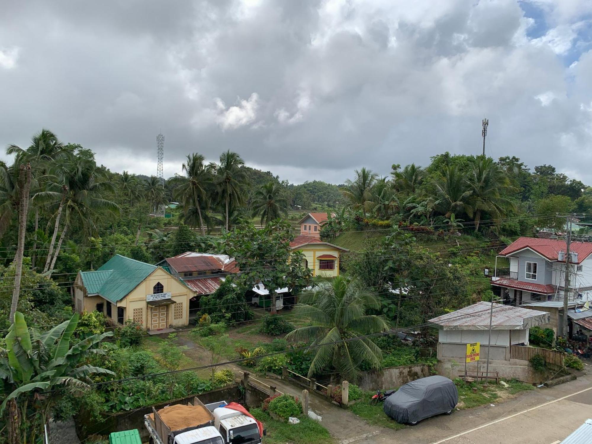 Zl Travelers Inn Batuan Kültér fotó