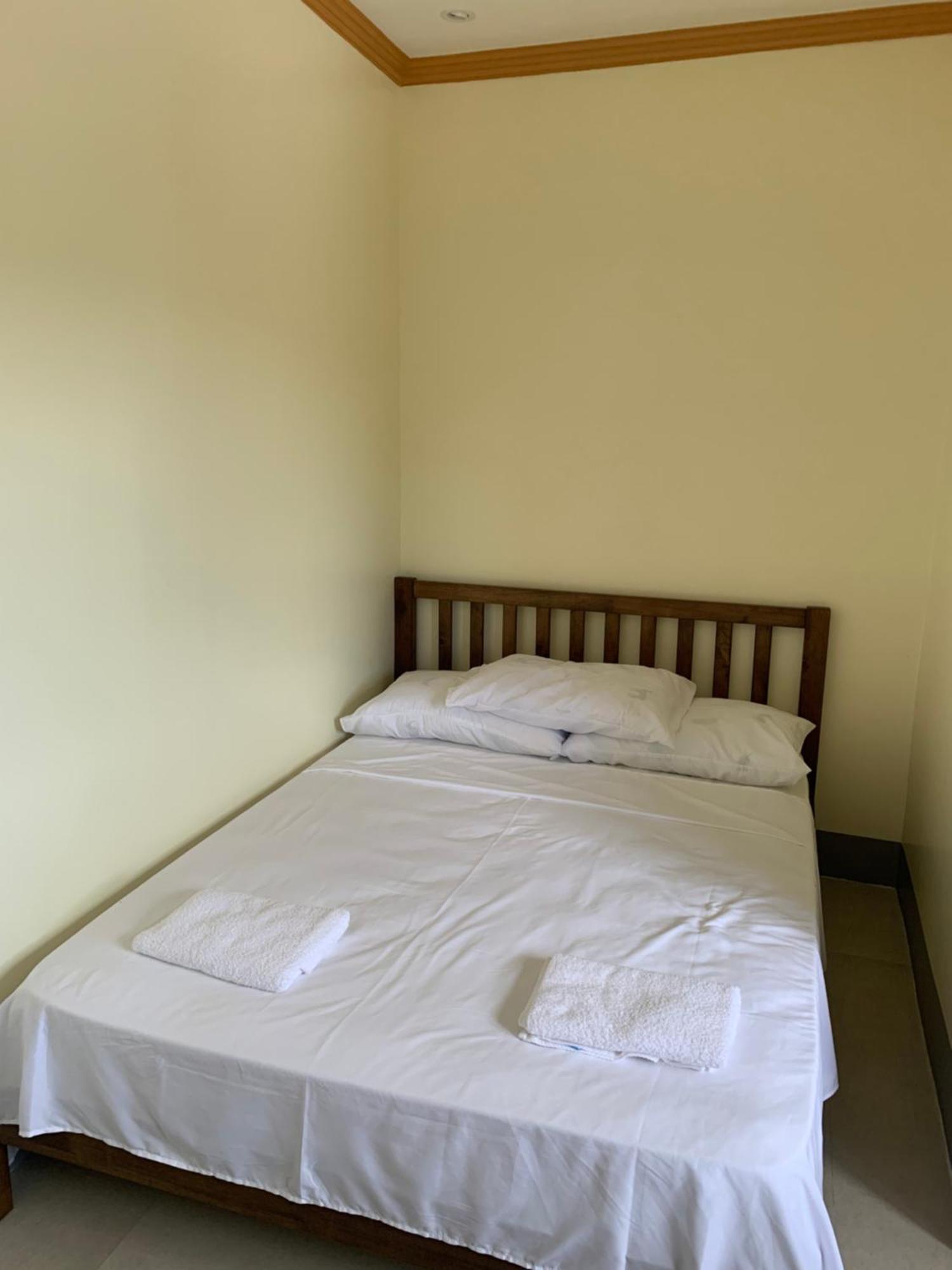 Zl Travelers Inn Batuan Kültér fotó
